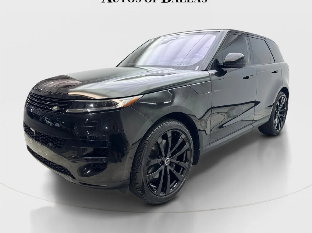 Used 2023 Black Land Rover SE image 3