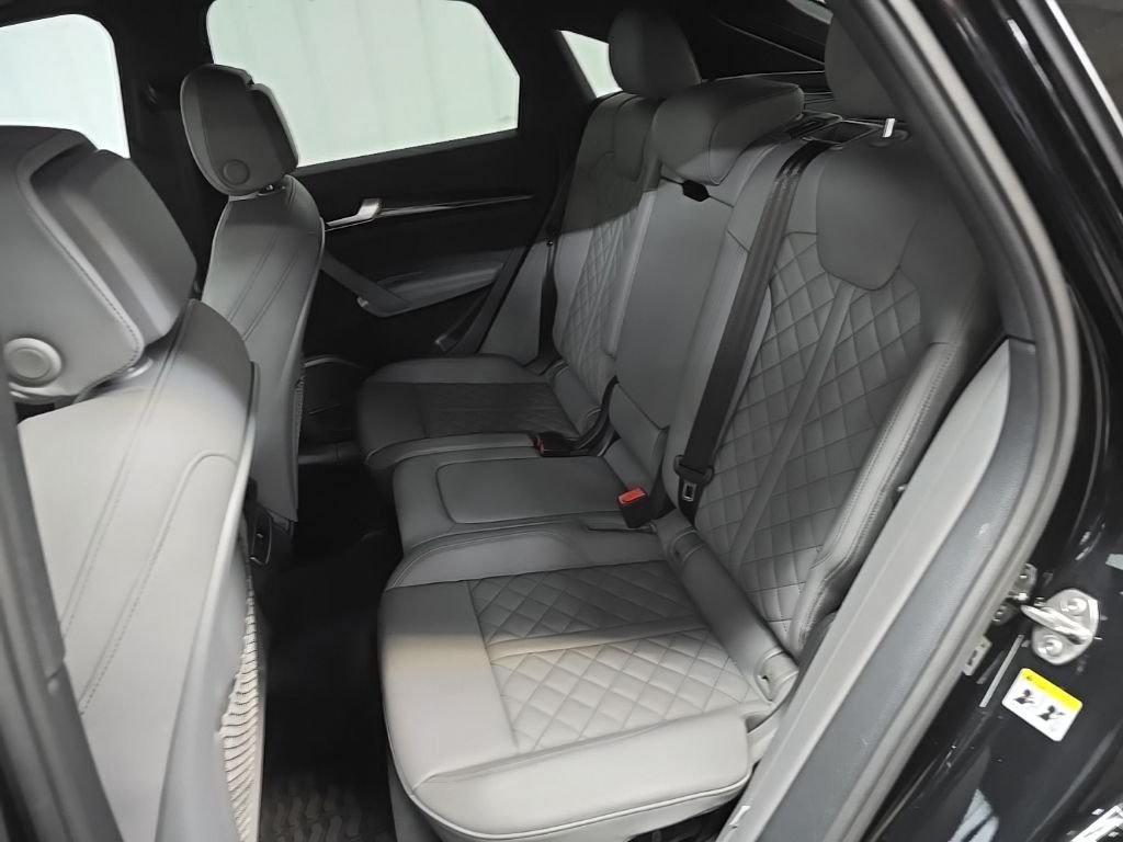 Used 2024 Black Audi Premium Plus image 32