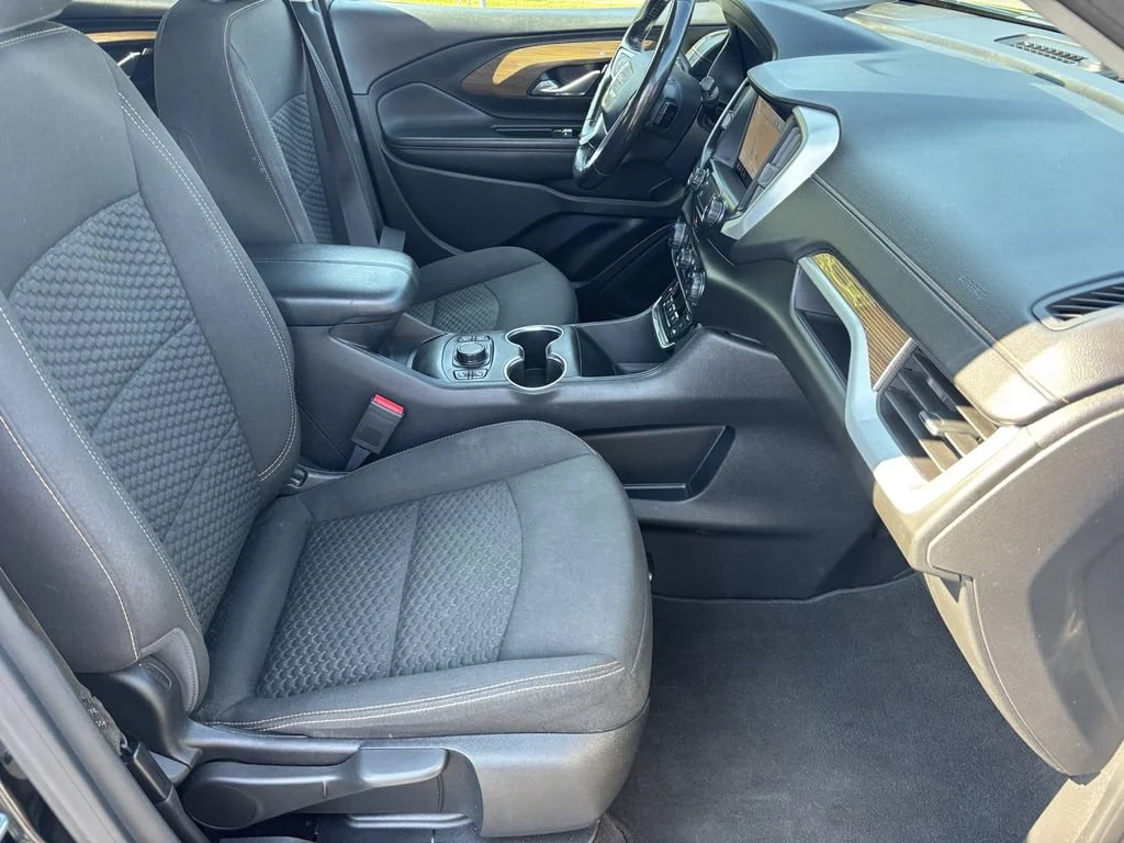 Used 2019 EBONY TWILIGHT METALLIC GMC SLE image 20