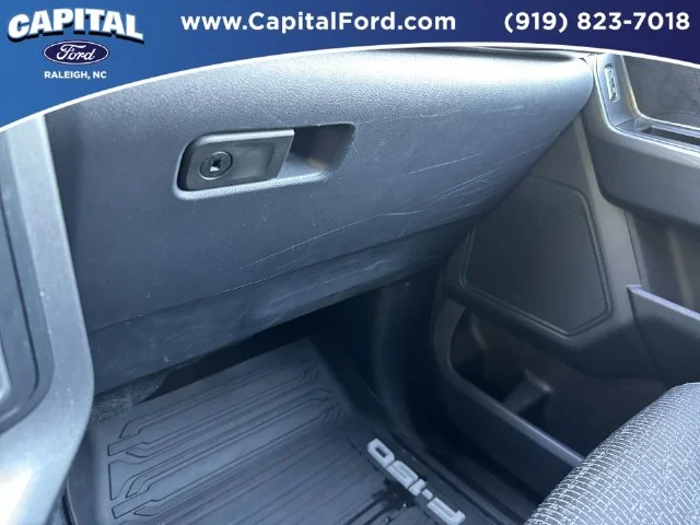 Used 2023 White Ford XLT image 27