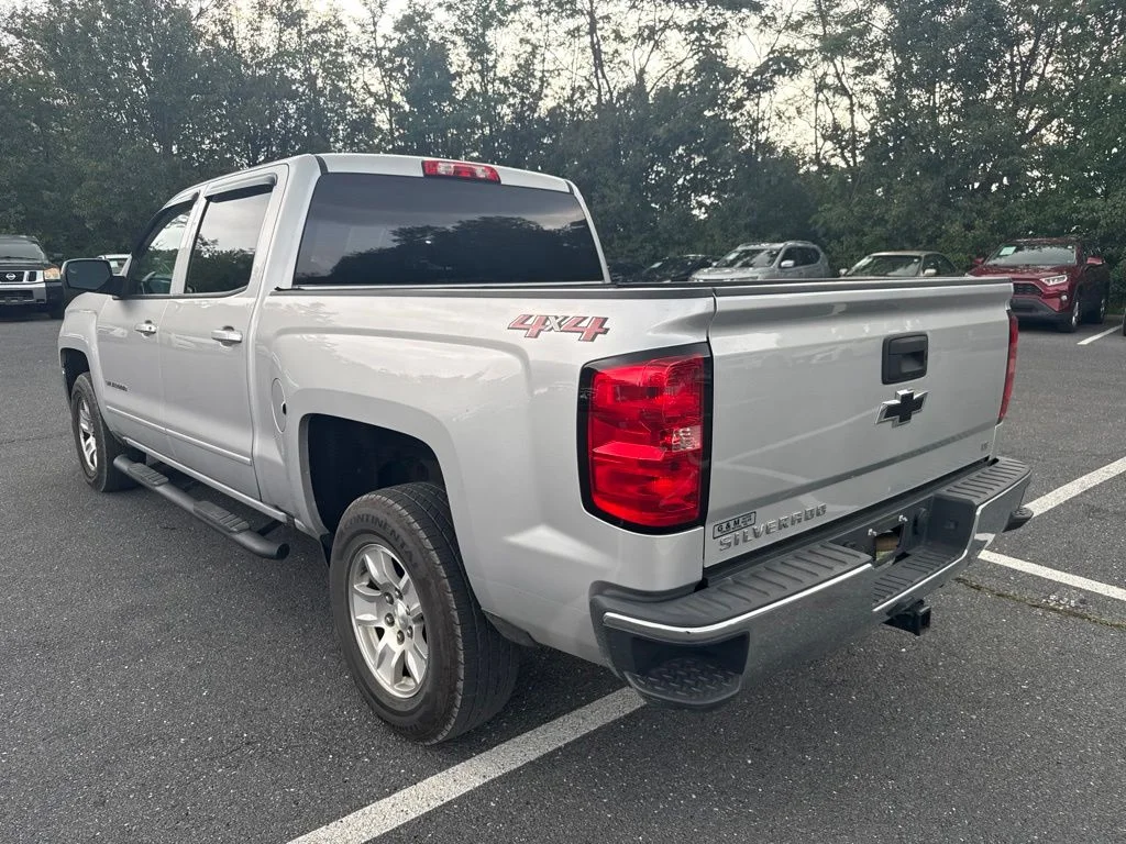 Used 2018 Silver Chevrolet LT image 3