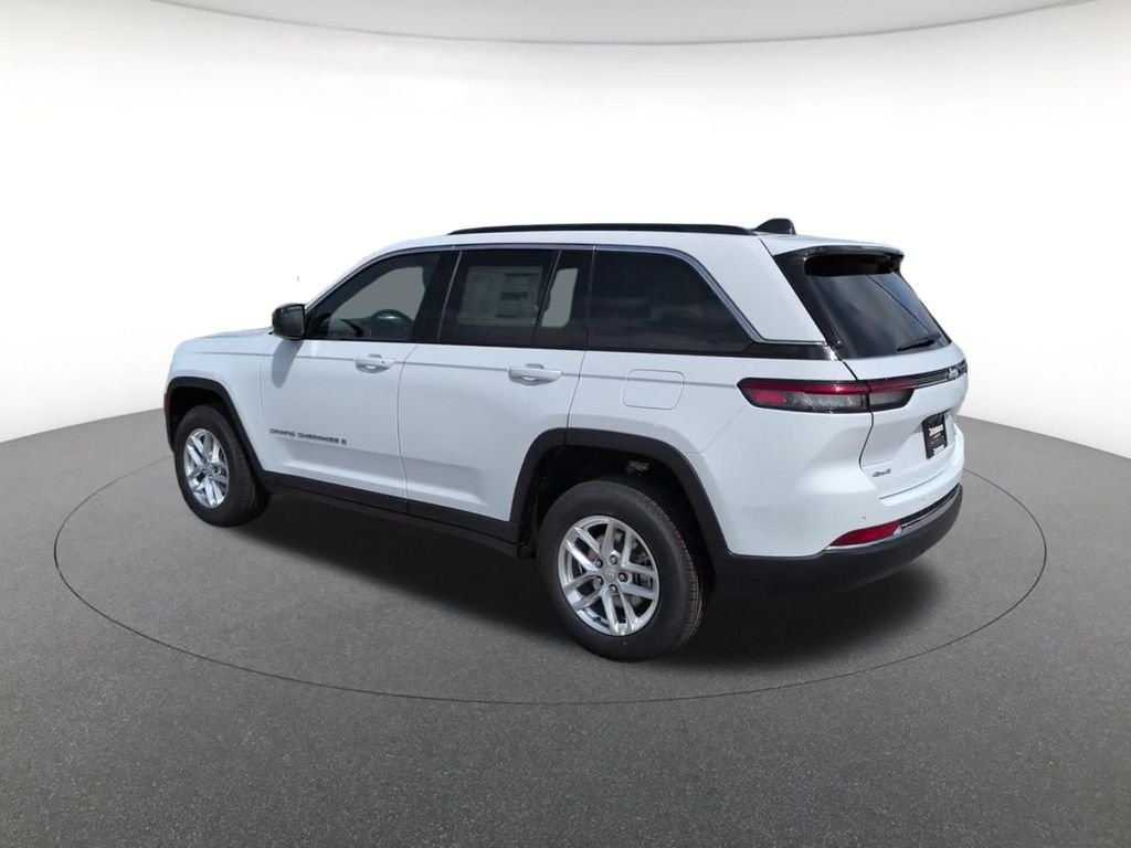 New 2026 White Jeep Laredo X image 12