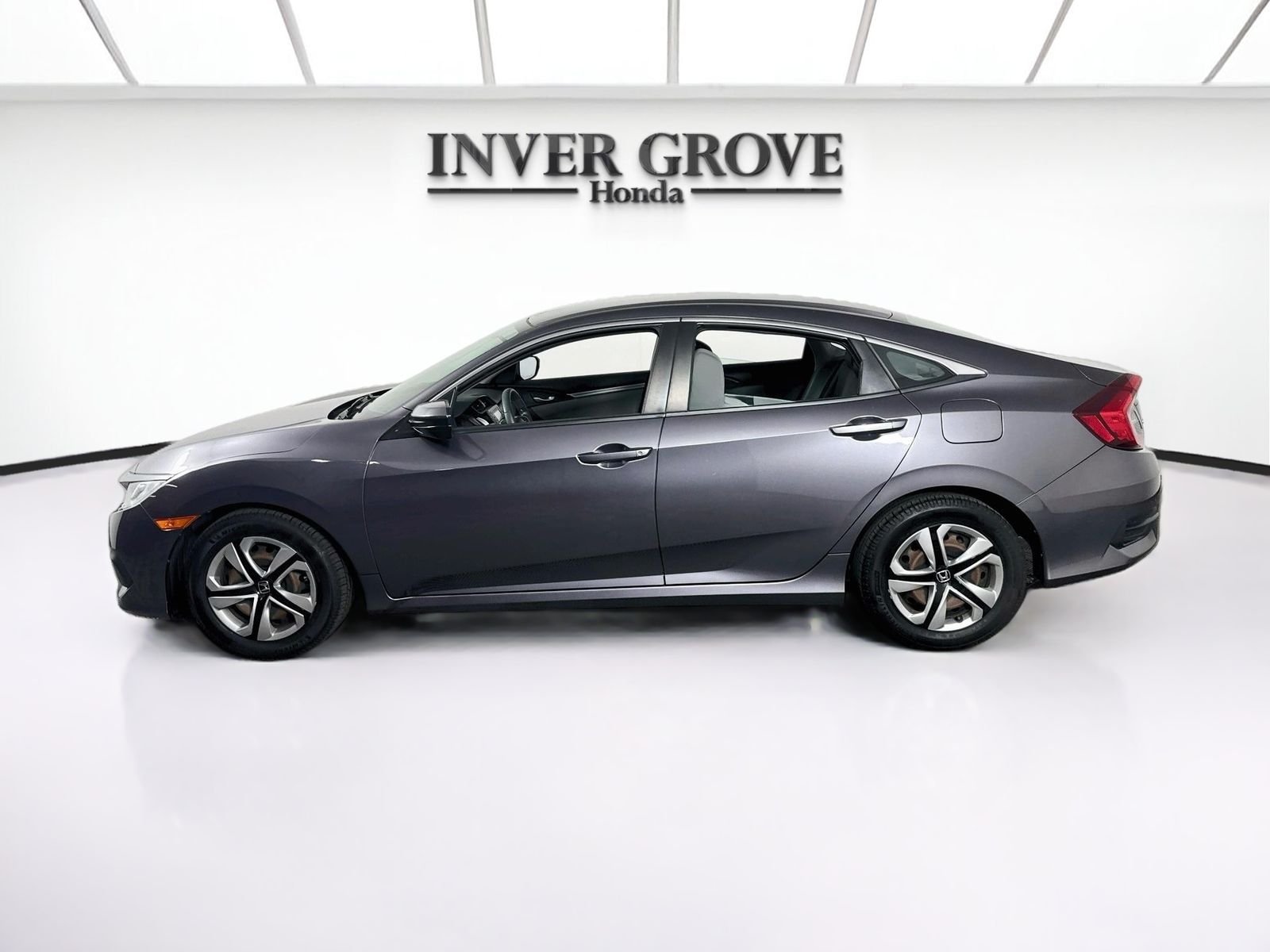 Used 2016 Modern Steel Metallic Honda LX image 8