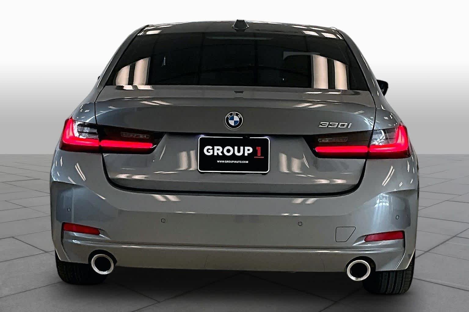 Used 2024 Skyscraper Grey Metallic BMW 330i image 4