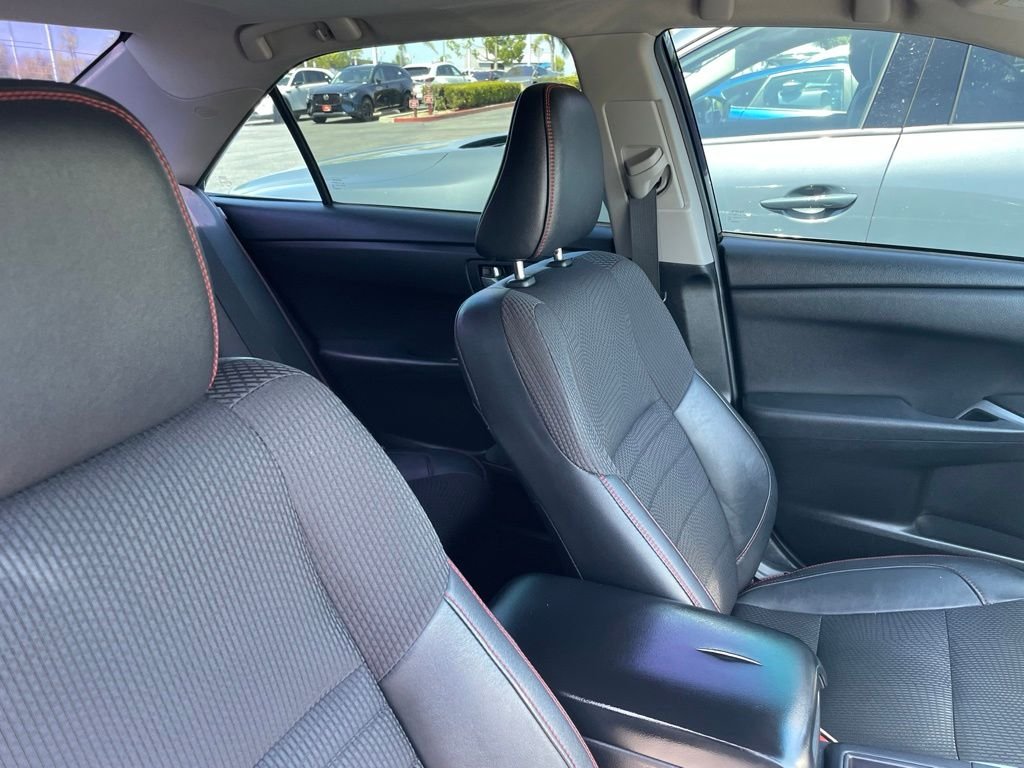 Used 2017 Midnight Black Metallic Toyota SE image 10