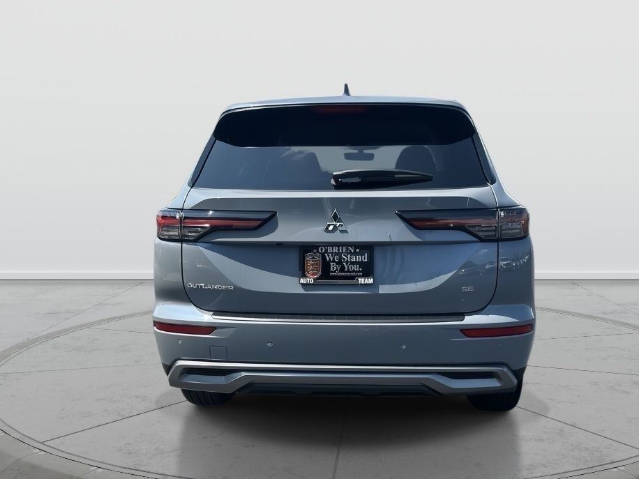 New 2026 MOONSTONE GRY M Mitsubishi SE image 11