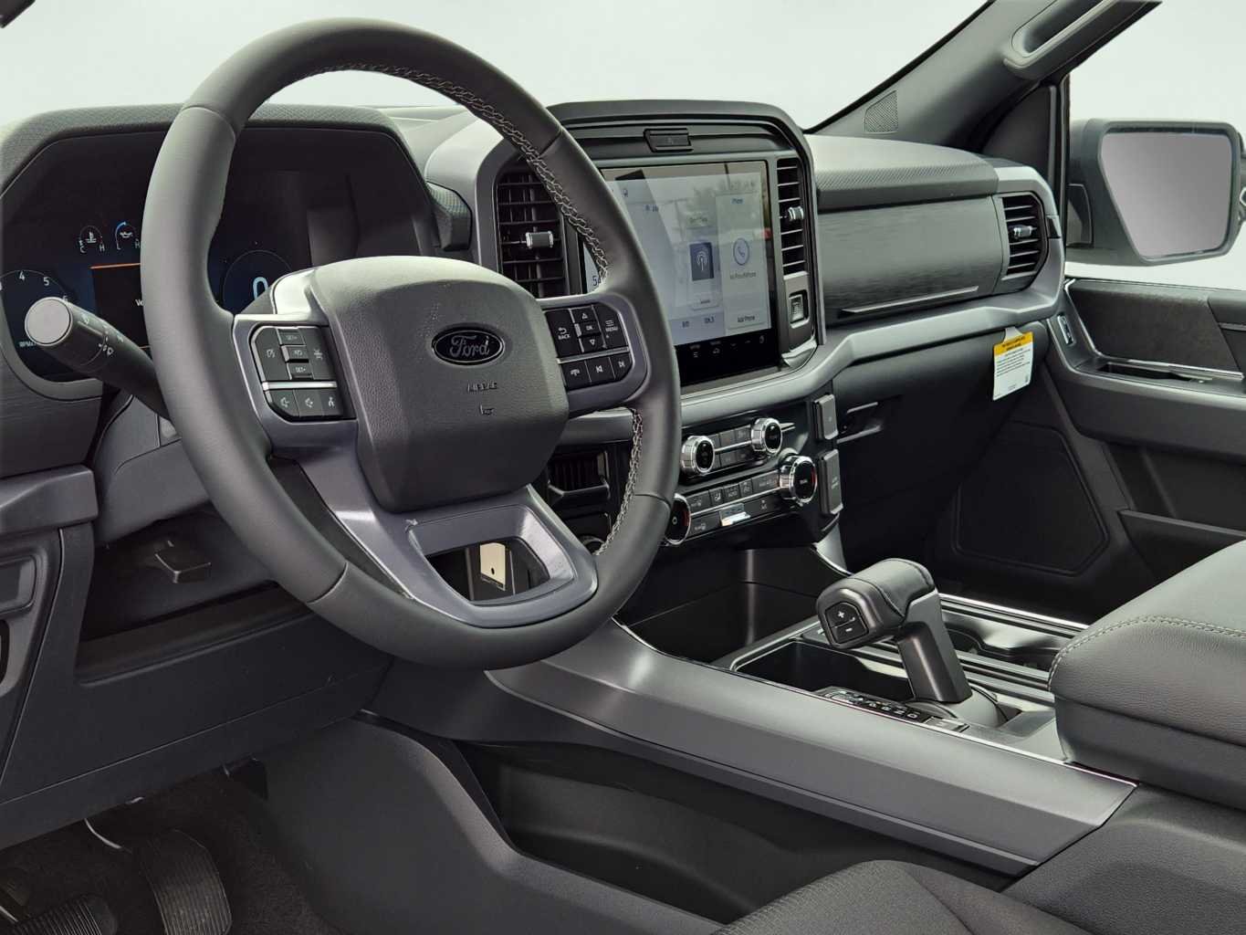 New 2026 Oxford White Ford XLT image 8