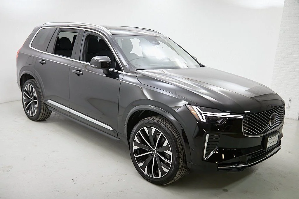 2026 Volvo XC90 Plus - Photo 4