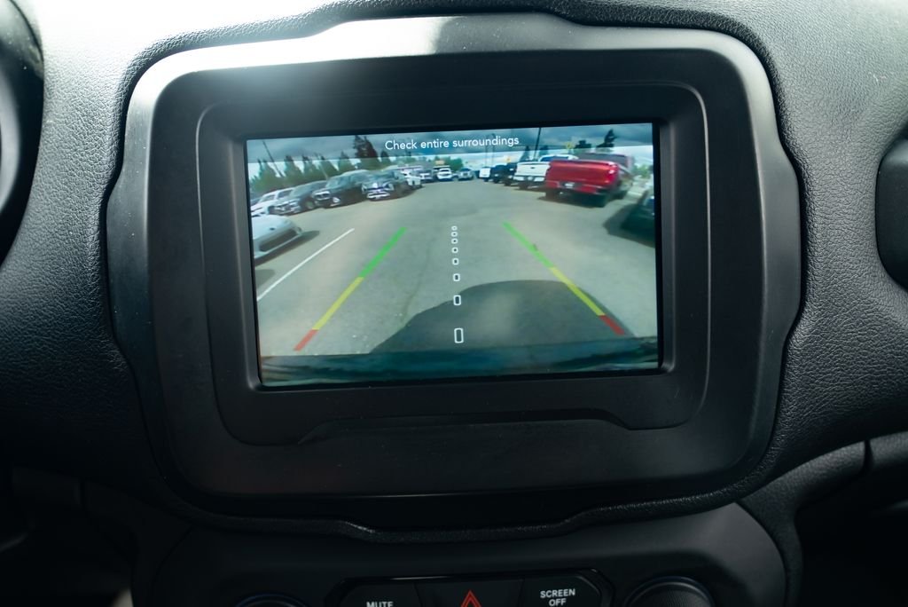 Used 2019 Black Clearcoat Jeep Latitude image 15