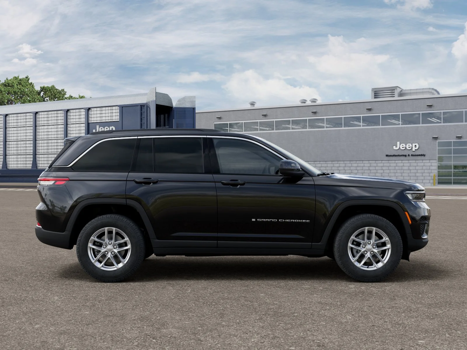 New 2026 Diamond Black Crystal Pearl-Coat Exterior Paint Jeep Laredo X image 12