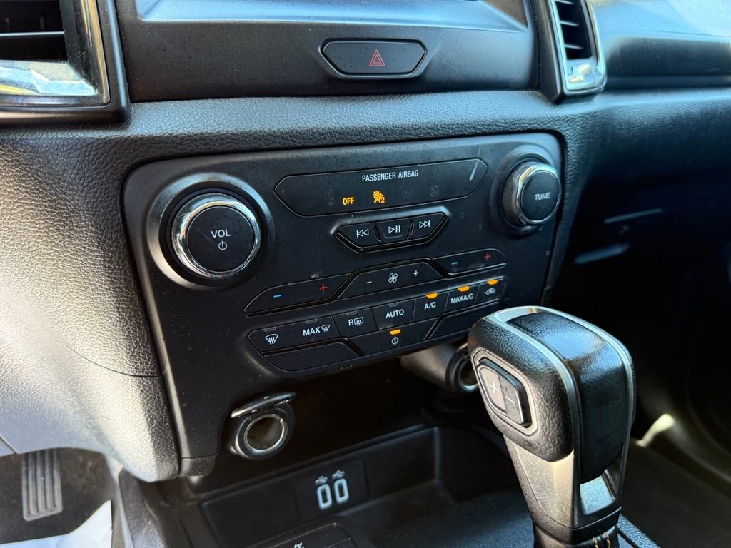Used 2023 Black Ford XLT image 15