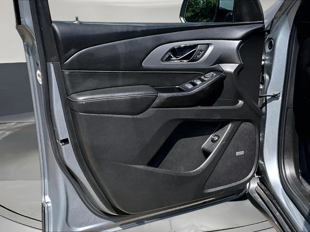 Used 2023 Gray Chevrolet LT Leather image 24