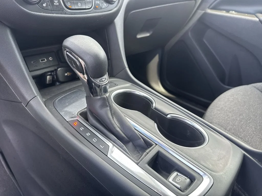 Used 2022 Black Chevrolet LT image 20