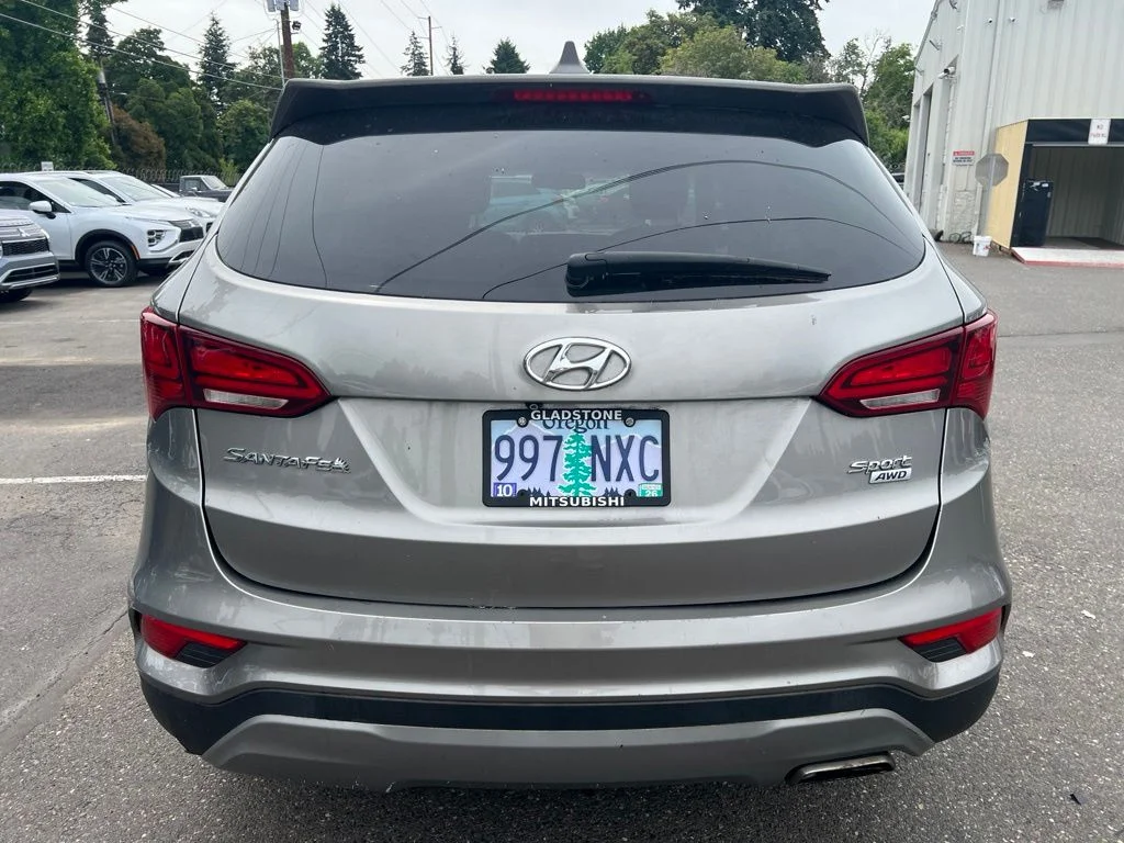 Used 2017 Gray Hyundai 2.4 Base image 6