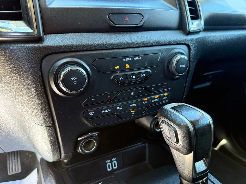 Used 2023 Black Ford XLT image 15