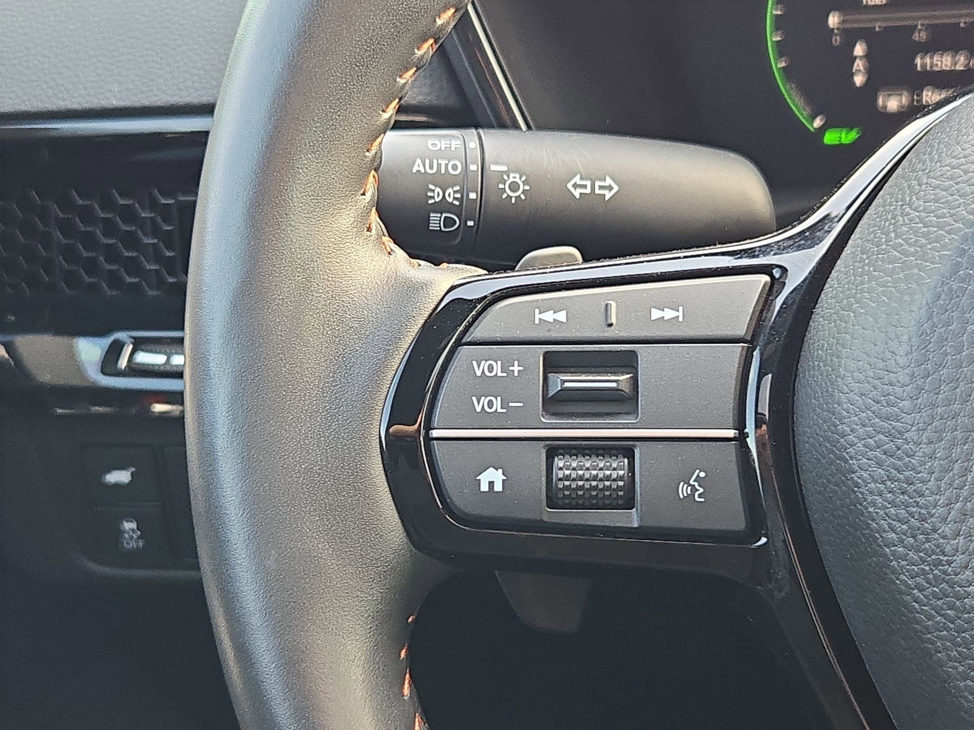 2024 Honda CR-V Sport Touring - Photo 17