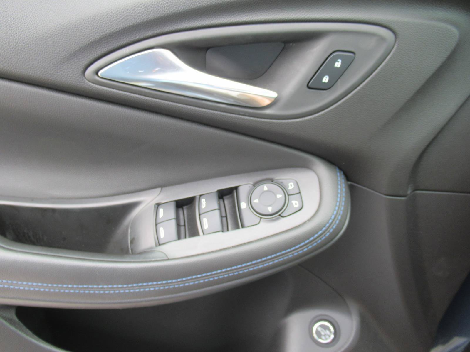 Used 2025 Blue Buick Sport Touring image 20