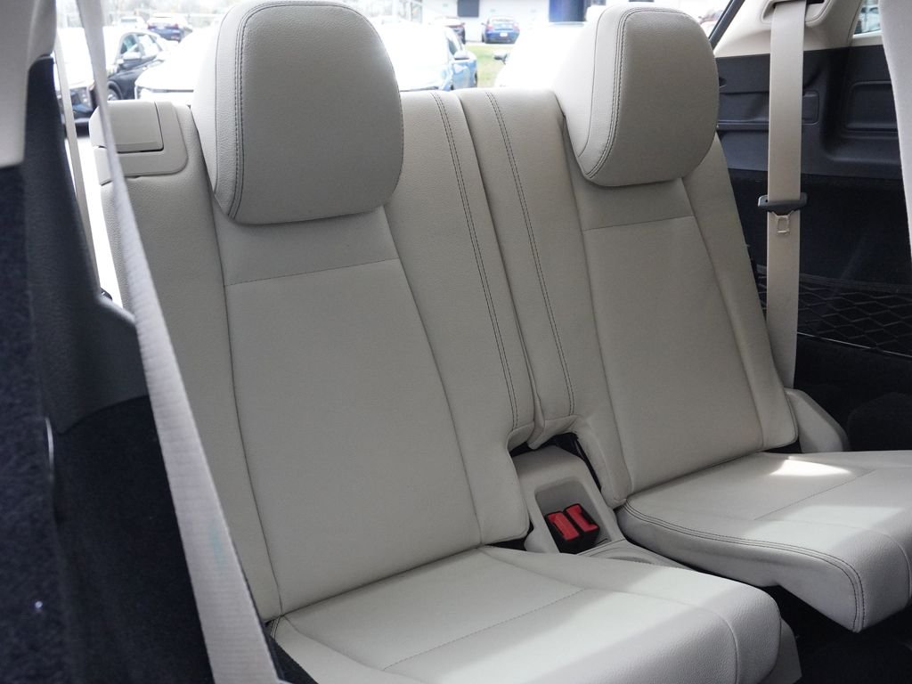Used 2023 Gray Mercedes-Benz GLE 350 image 36
