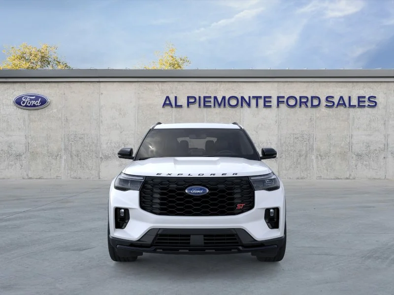 New 2026 Star White Metallic Tri-Coat Ford ST image 6