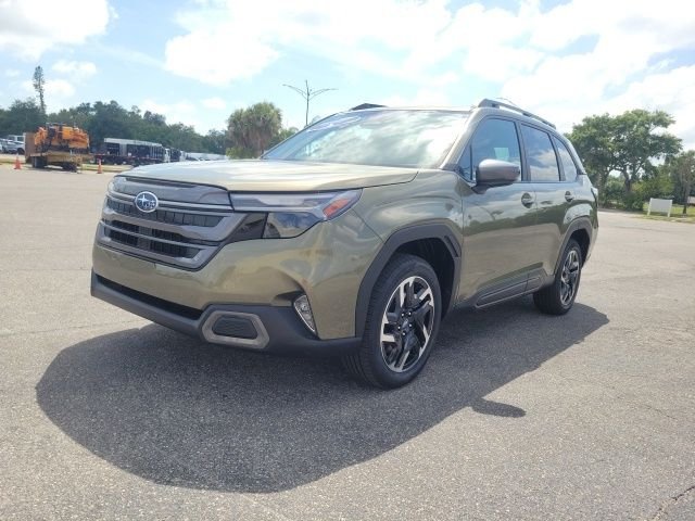 New 2026 AUTUMN GREEN METALLIC Subaru Limited image 2