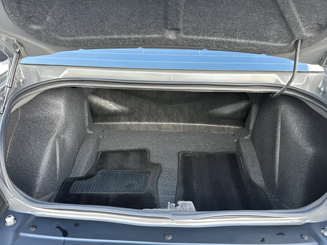 Used 2018 Gray Dodge SRT image 18