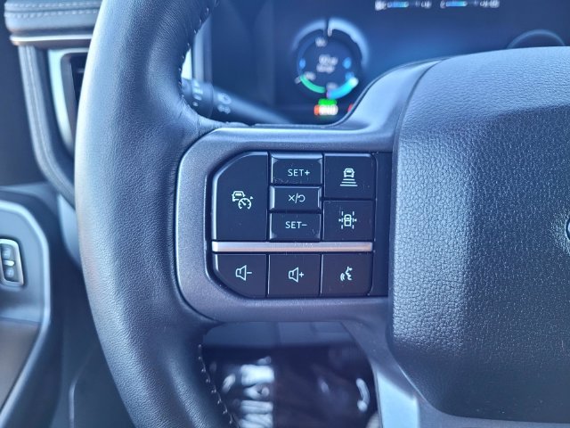 Used 2024 White Ford Flash image 24