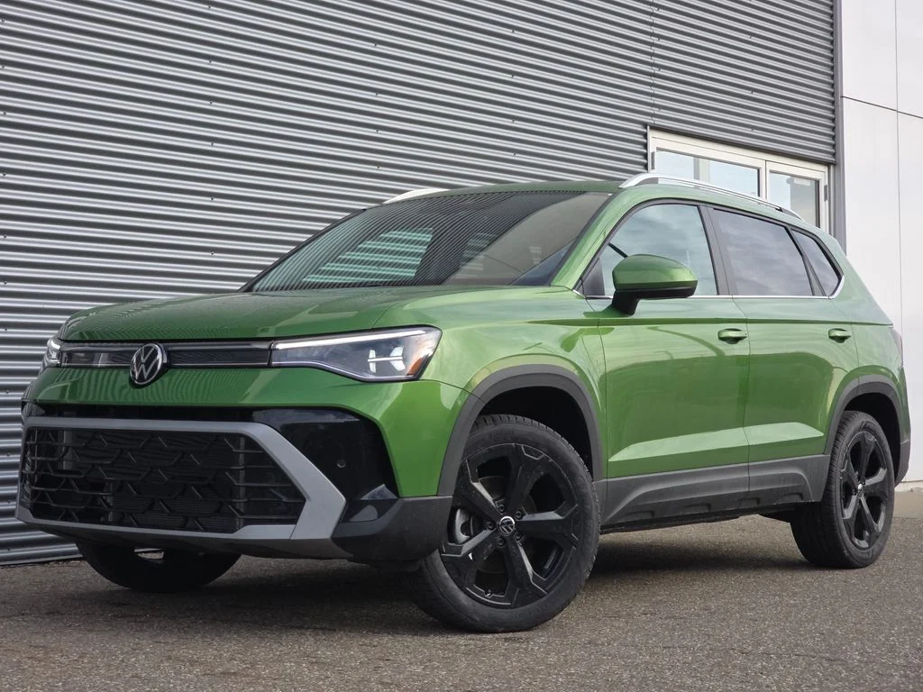 New 2026 Bright Moss Green Metallic Volkswagen 1.5T SEL image 12