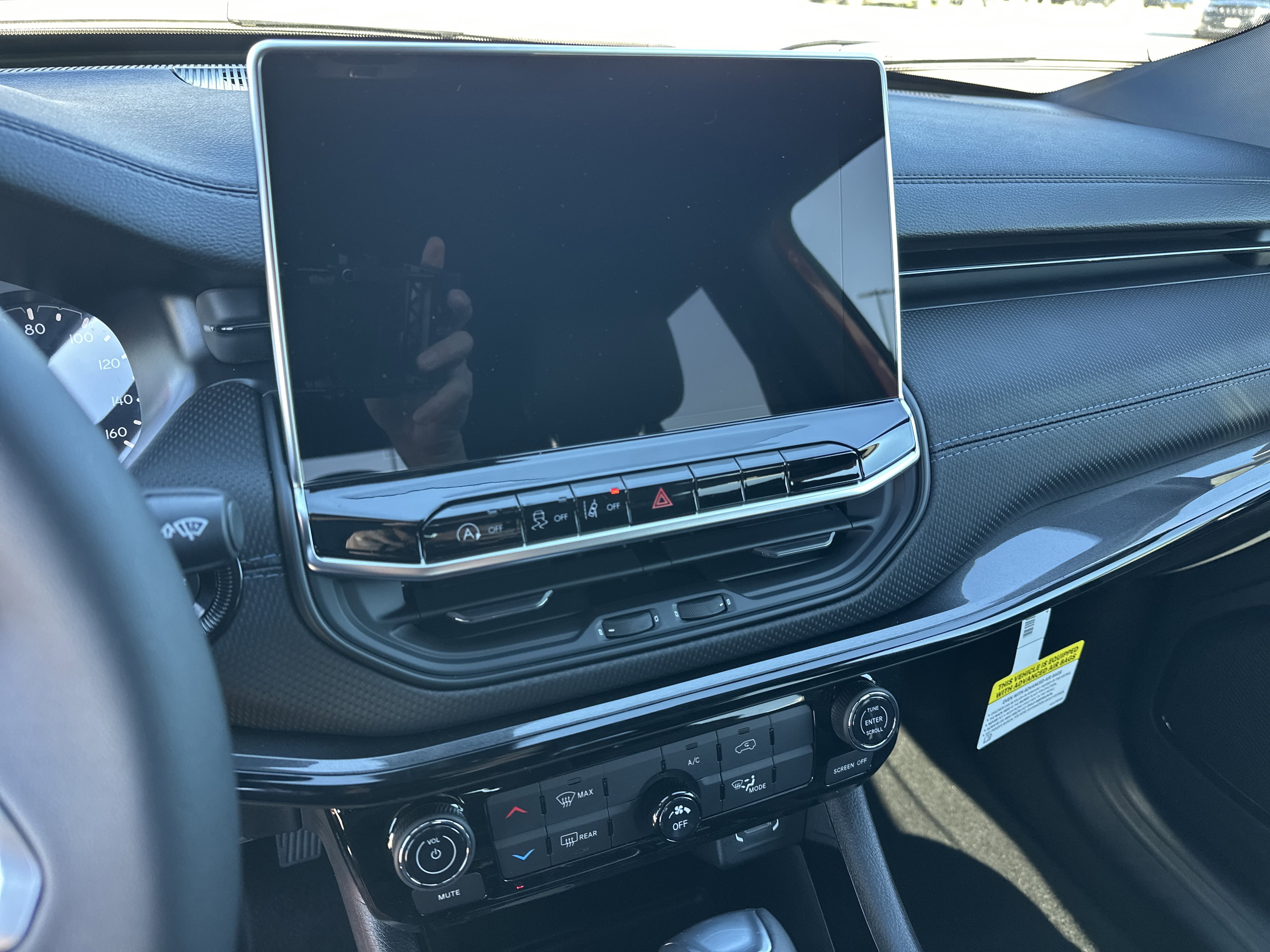 New 2026 Joose (DISC) Jeep Latitude Altitude image 28