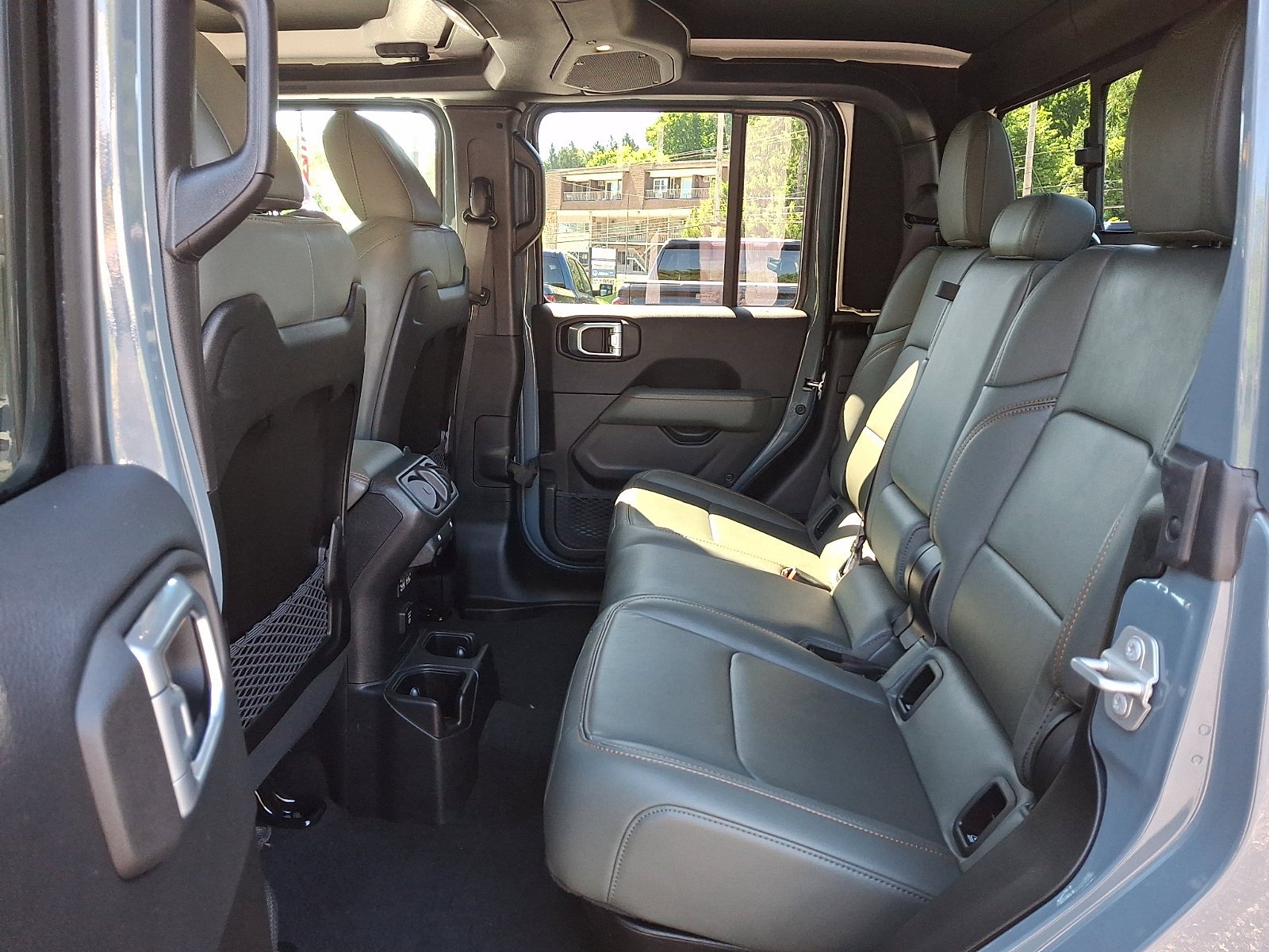 Certified Used 2024 Anvil Clear Coat Jeep Mojave X image 10