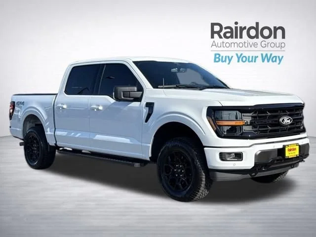 Used 2025 Oxford White Ford XLT image 1