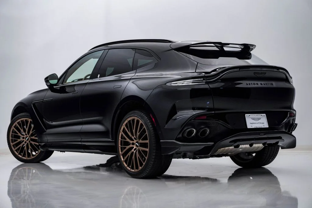 Used 2025 Q Oberon Black Aston Martin 707 image 8