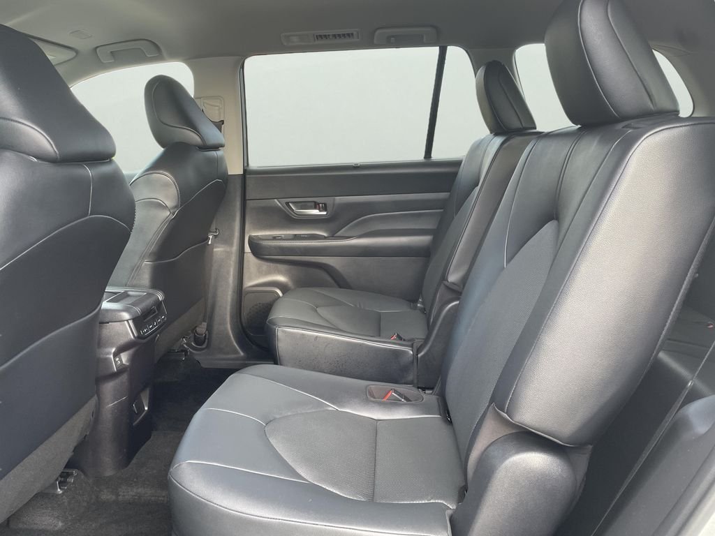 Certified Used 2025 Silver Toyota XLE image 11