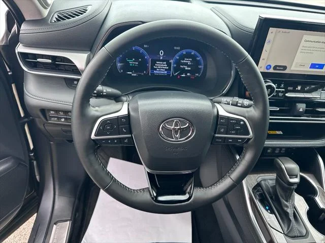 2024 Toyota Highlander Platinum - Photo 17