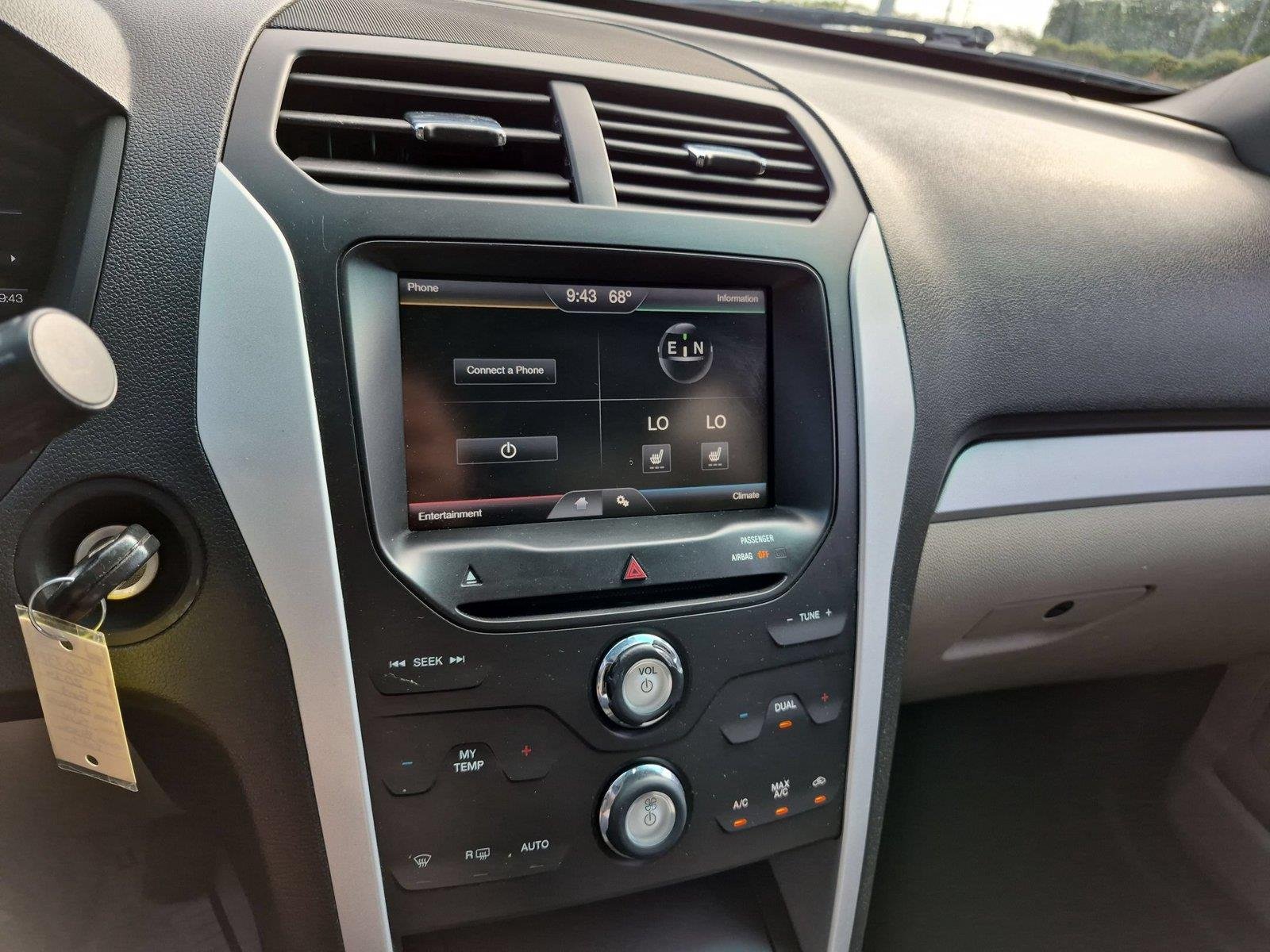 Used 2014 Tuxedo Black Metallic Ford XLT image 22