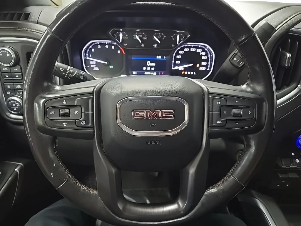 Used 2019 Summit White GMC AT4 image 18