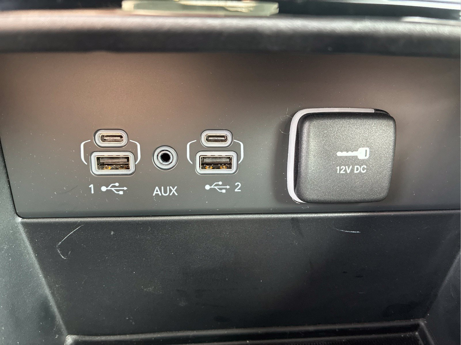 Used 2026 Gray Jeep Limited image 37