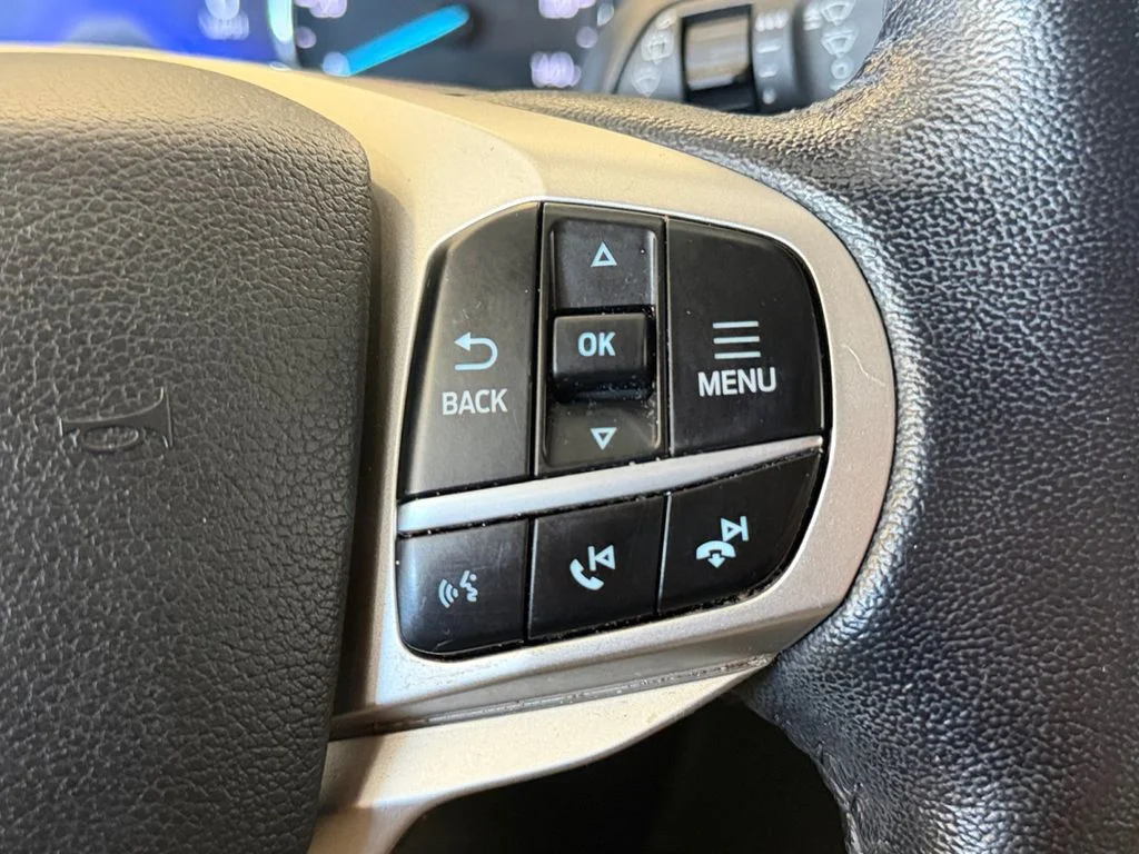 Used 2021 White Ford XLT image 31