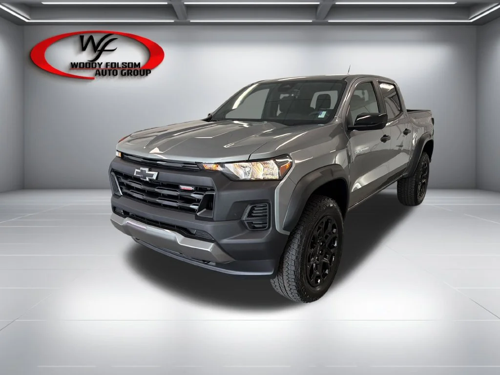 New 2026 Sterling Gray Metallic Chevrolet Trail Boss image 3