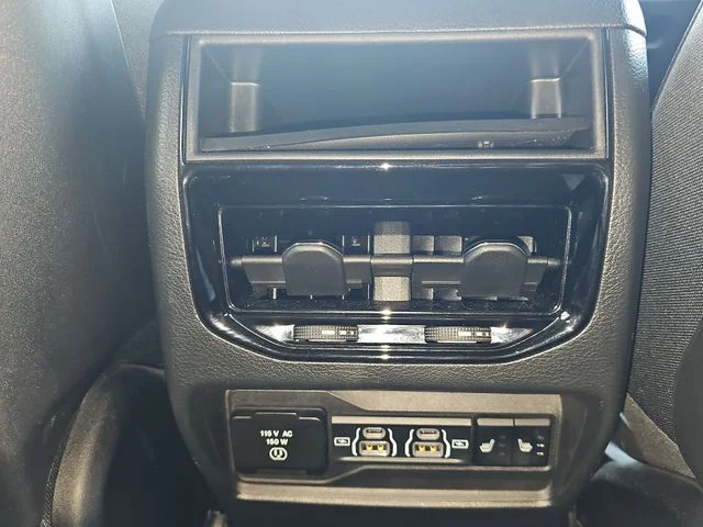 Used 2024 Silver Jeep Limited image 23