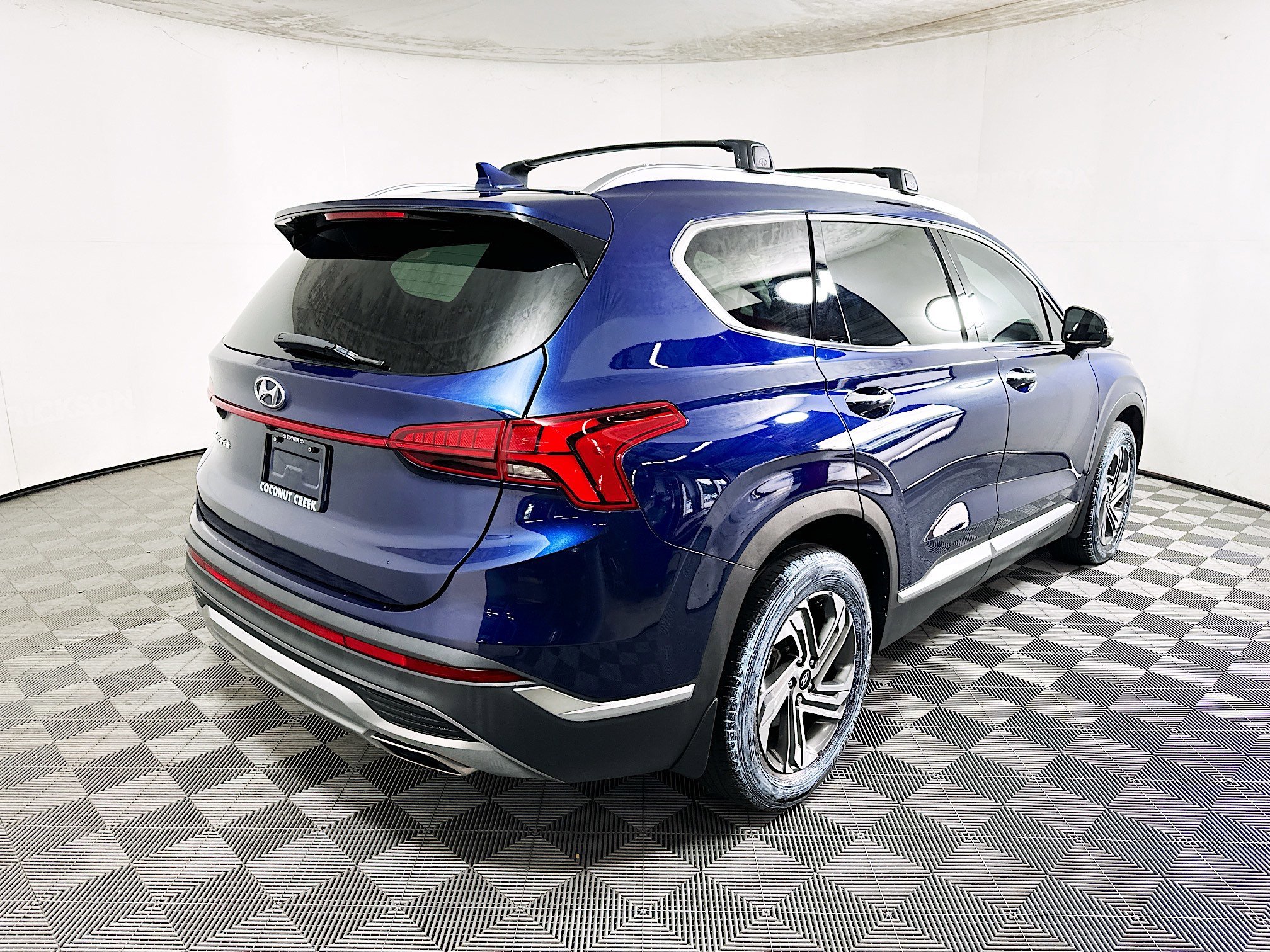 Used 2023 Stormy Sea Hyundai SEL image 3