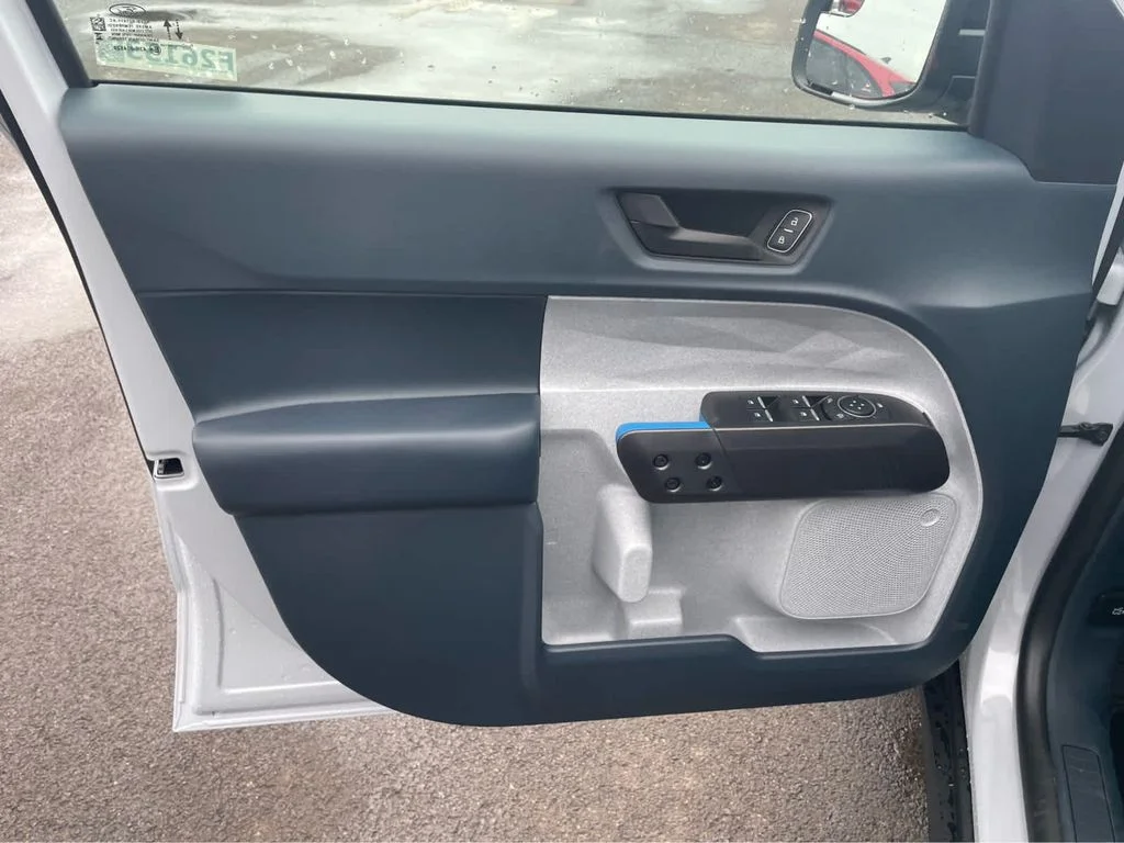 New 2026 Space White Metallic Ford XLT image 12