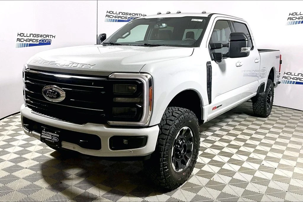 2026 Ford F-350 Platinum 4x4 Crew Cab 6-3/4' Box SRW's photo