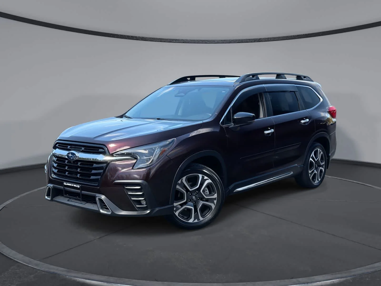 2024 Subaru Ascent Touring's photo