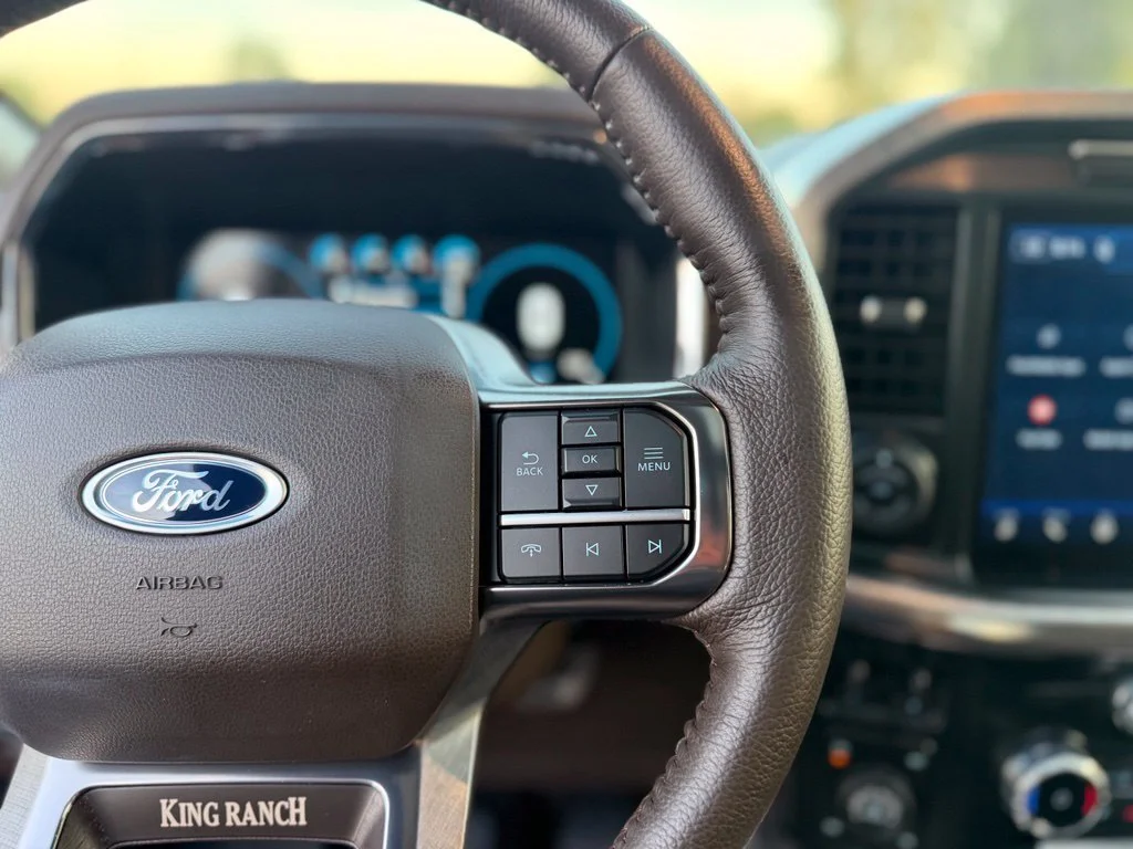 Used 2022 Red Ford King Ranch image 26