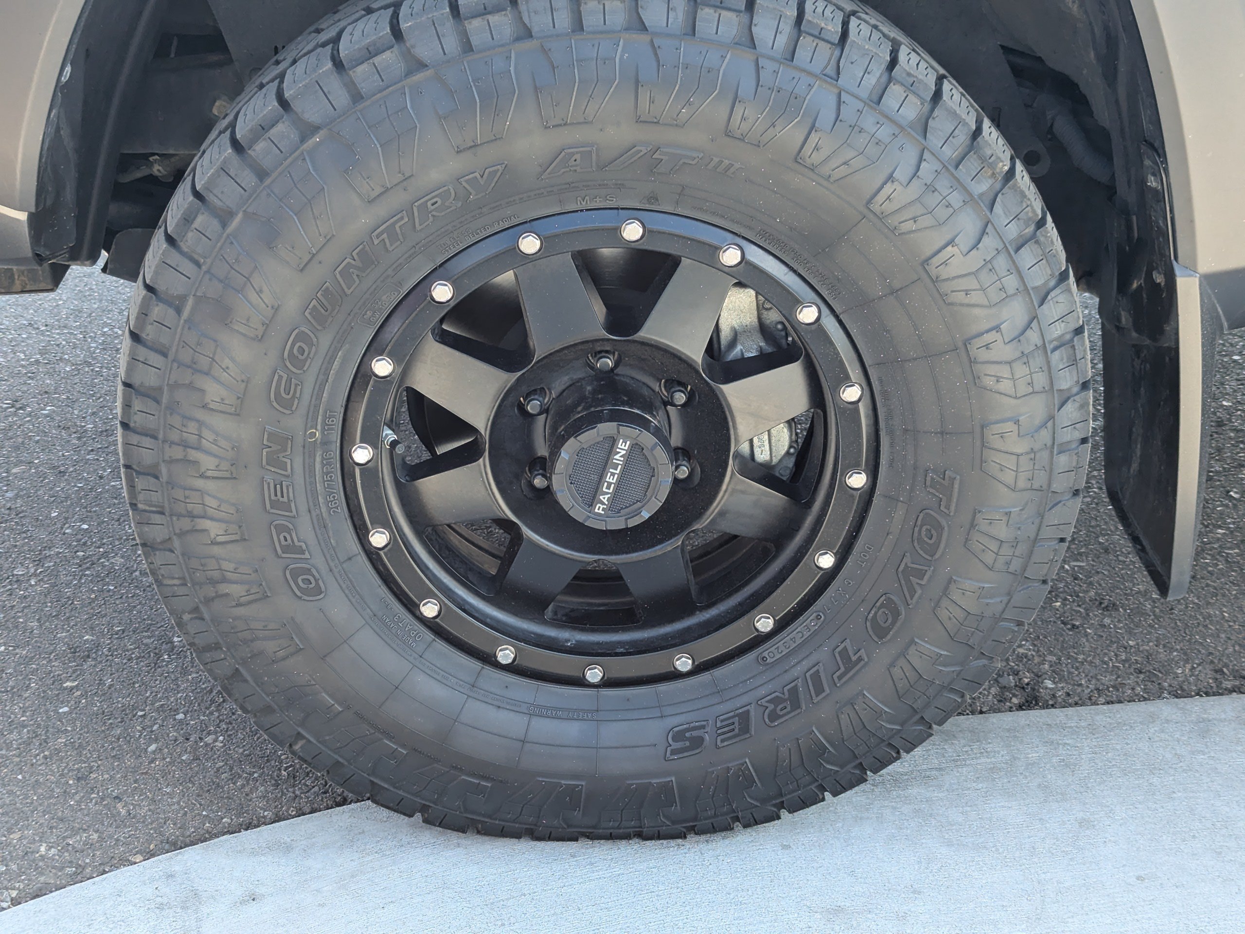 Used 2018  Toyota SR image 44