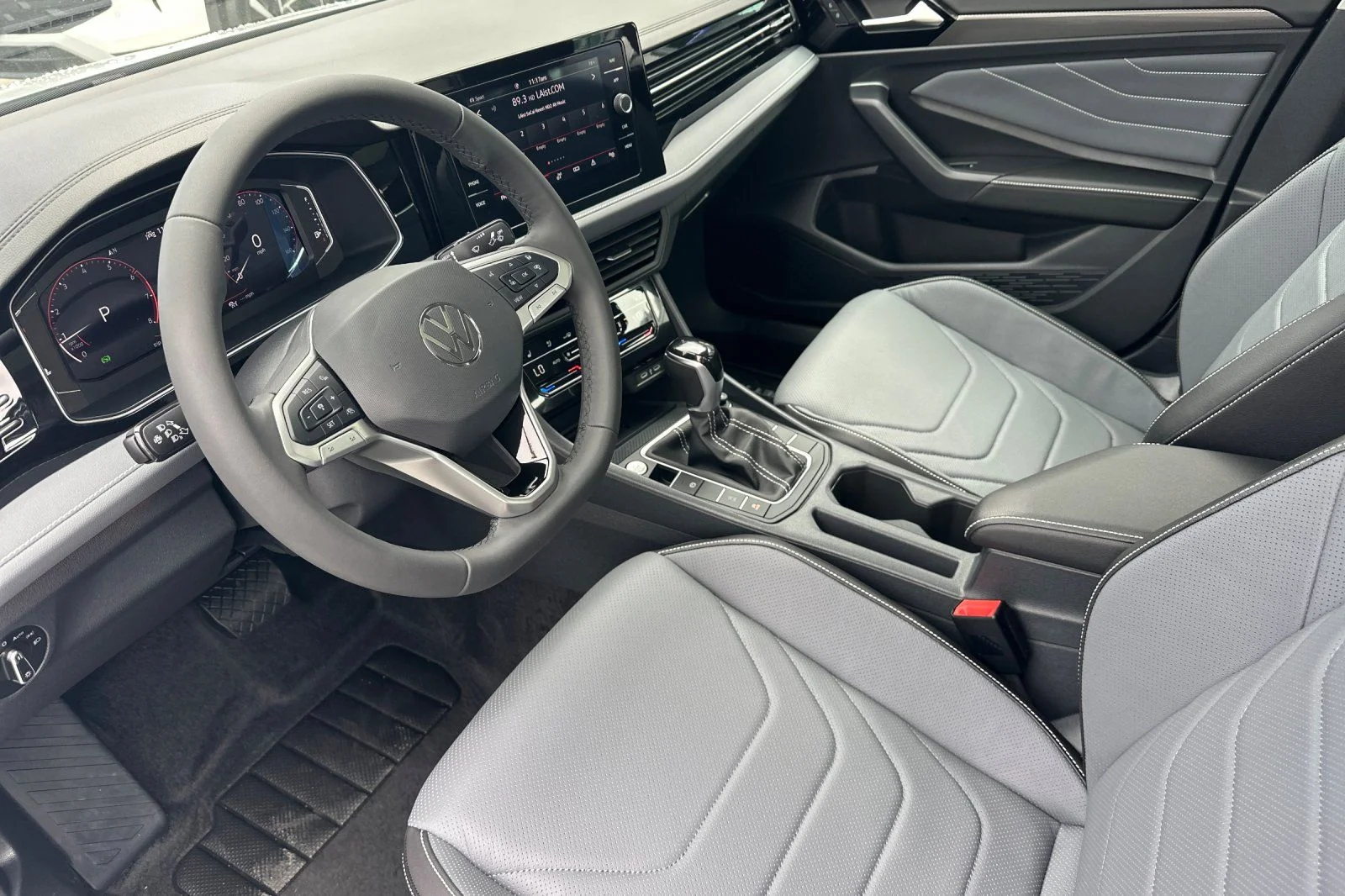 New 2026 White Volkswagen 1.5T SEL image 8