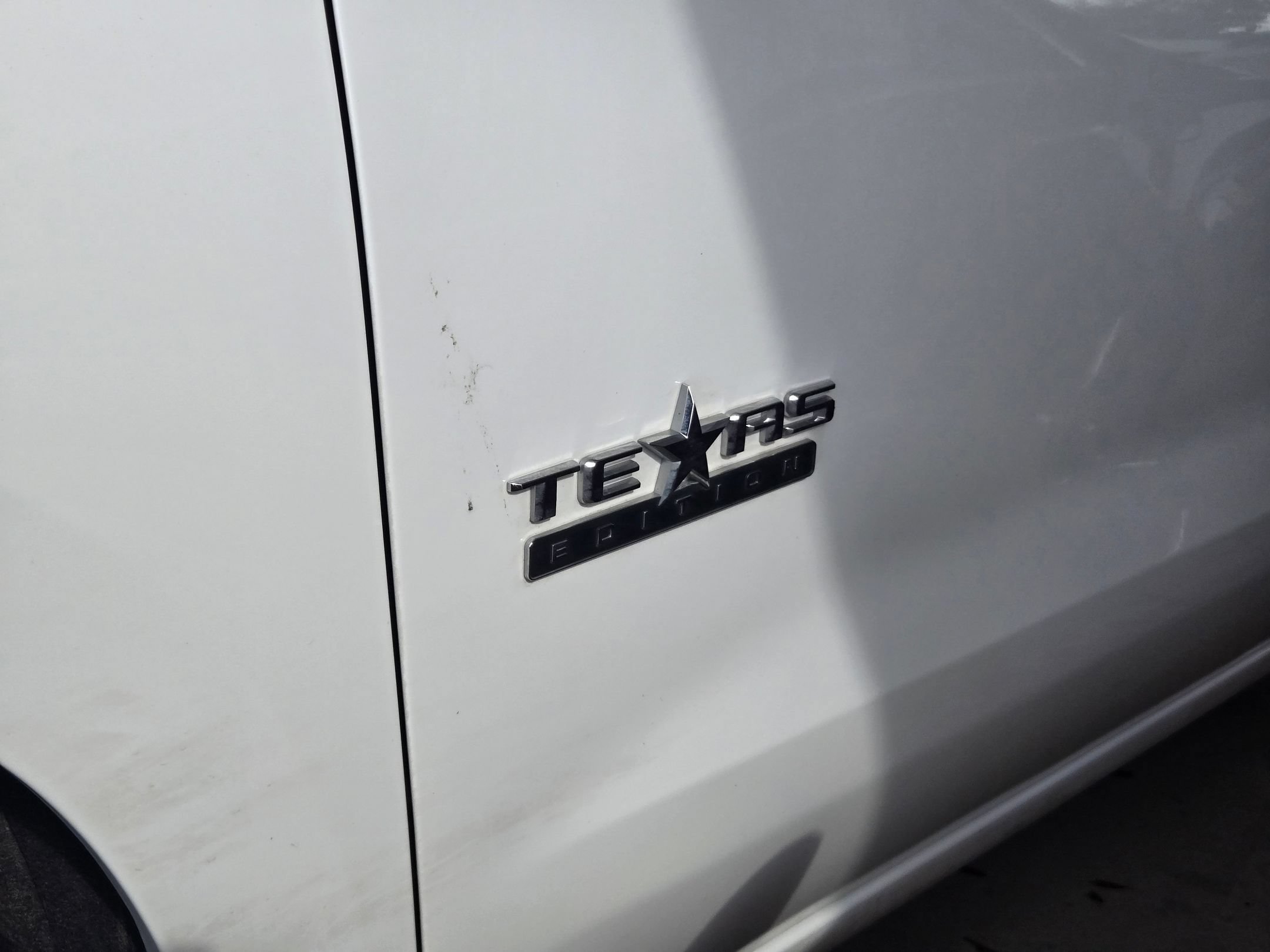 Used 2026 Summit White Chevrolet LT image 4