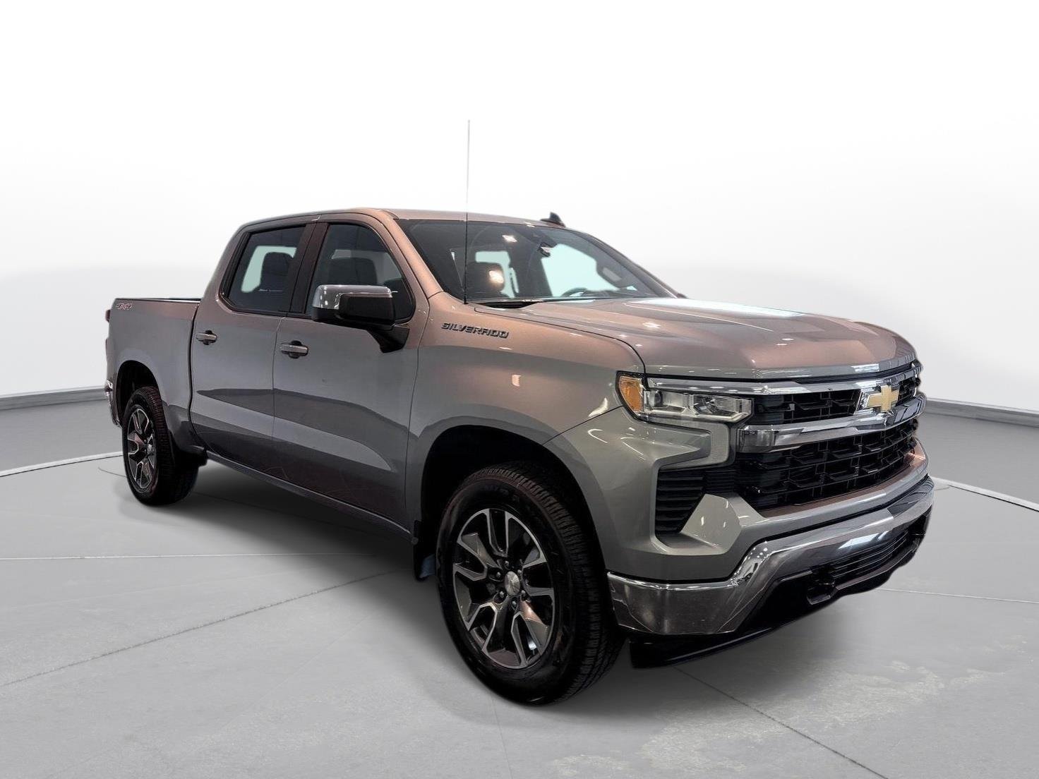 2024 Chevrolet Silverado 1500 LT - Photo 8