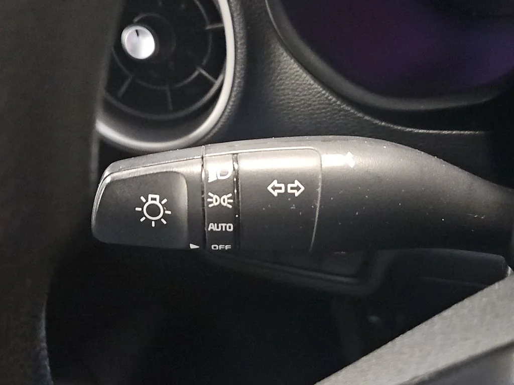 Used 2019 Black Kia LXS image 30