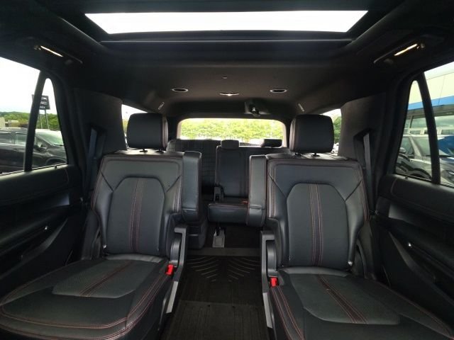 Used 2023 Black Ford Limited image 28